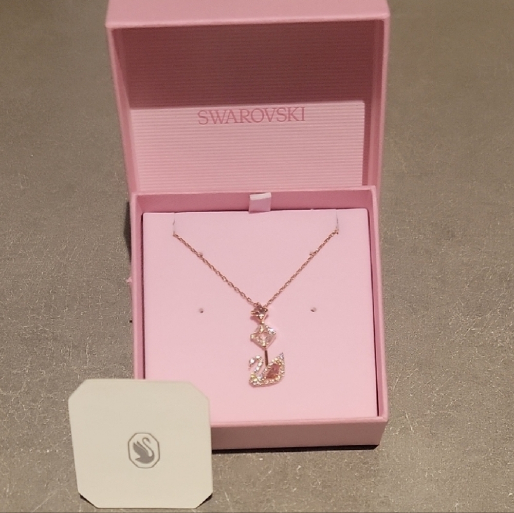 Swarovski Swan pendant Necklace